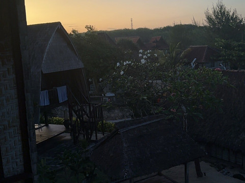 梦幻海滩小屋酒店主图