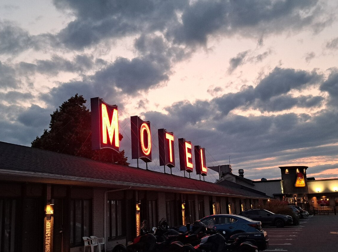 Motel Boulevard Cartier主图