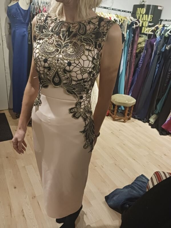 Bond Babes Boutique-Vojens必去景点