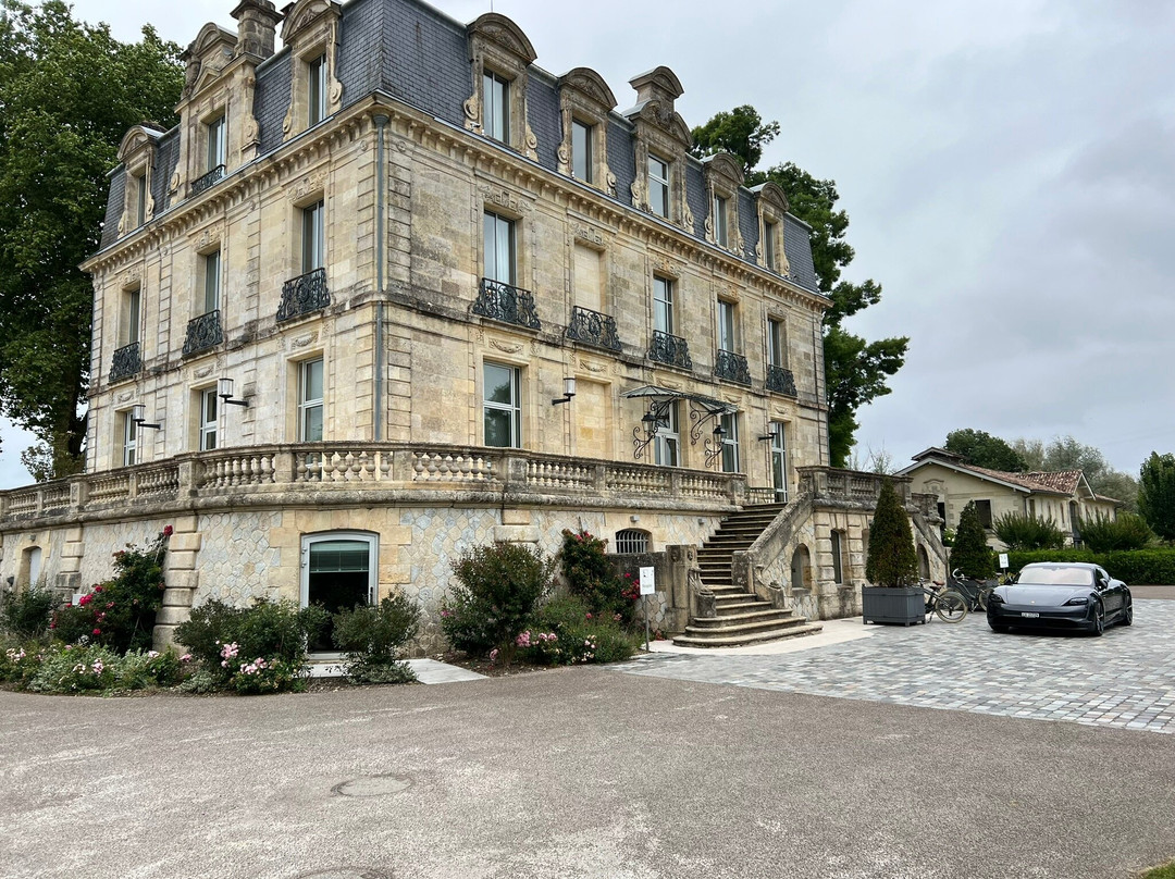 格拉特奎纳城堡酒店主图