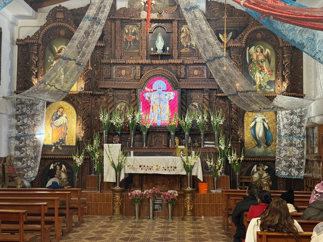 Iglesia de Santiago Apostol景点图片