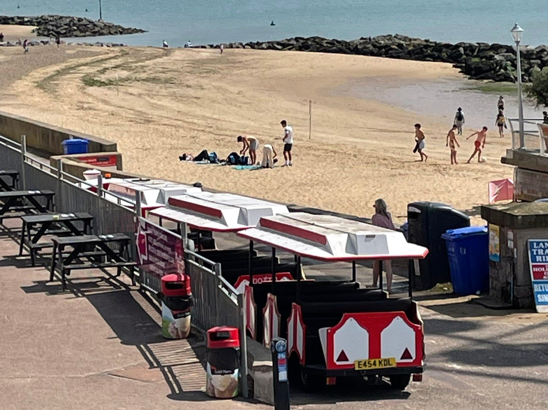 Clacton-on-Sea Beach景点图片