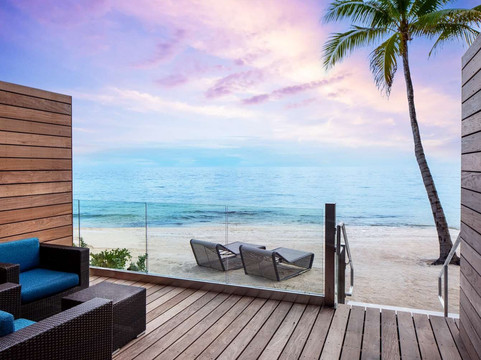 基韦斯特卡萨马丽纳希尔顿格芮精选酒店主图