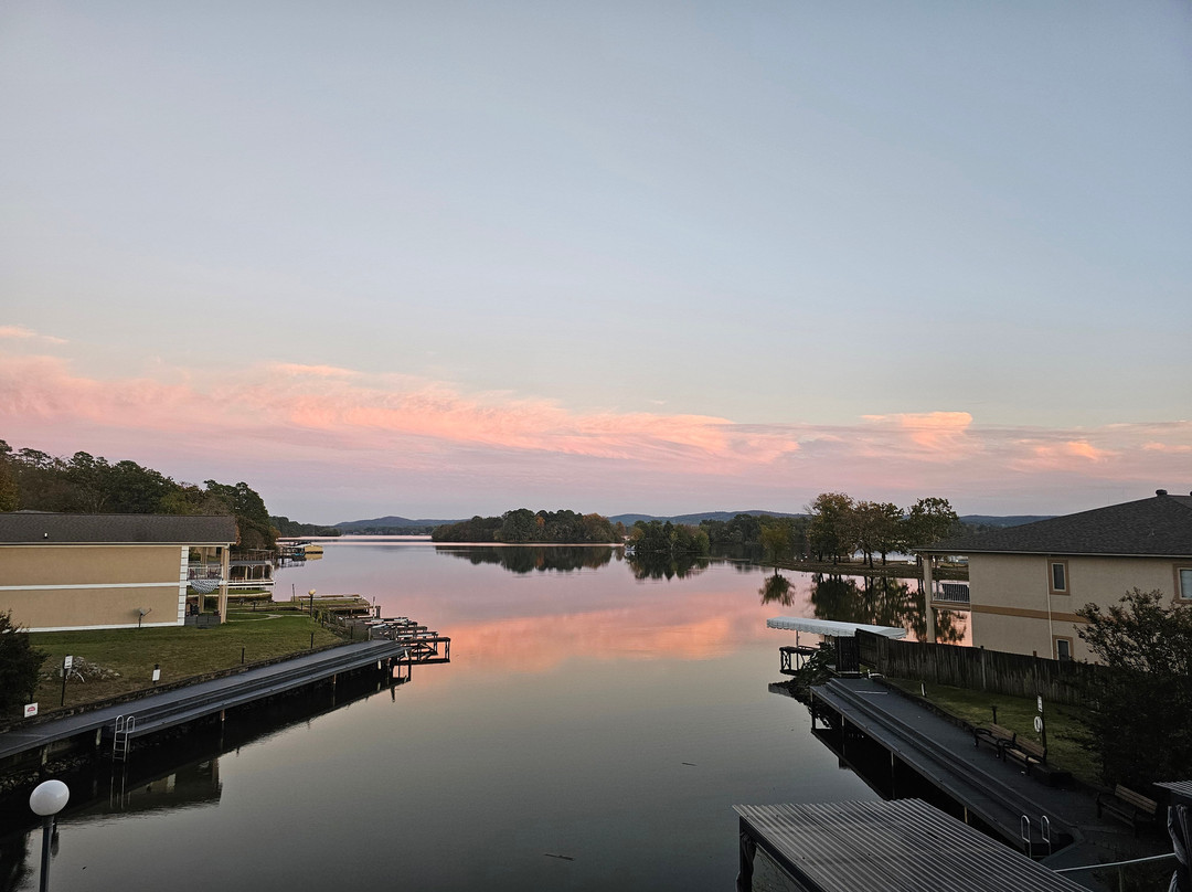 Baymont by Wyndham Hot Springs On the Lake主图
