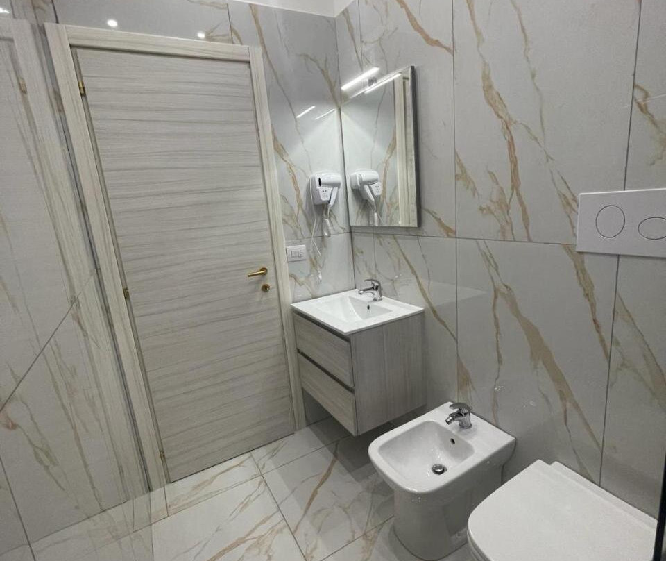 Life Hotel