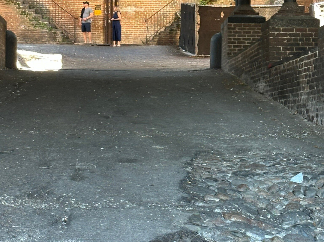 Riverfront Plaza-萨凡纳必去景点