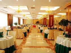 白金汉宫大酒店主图