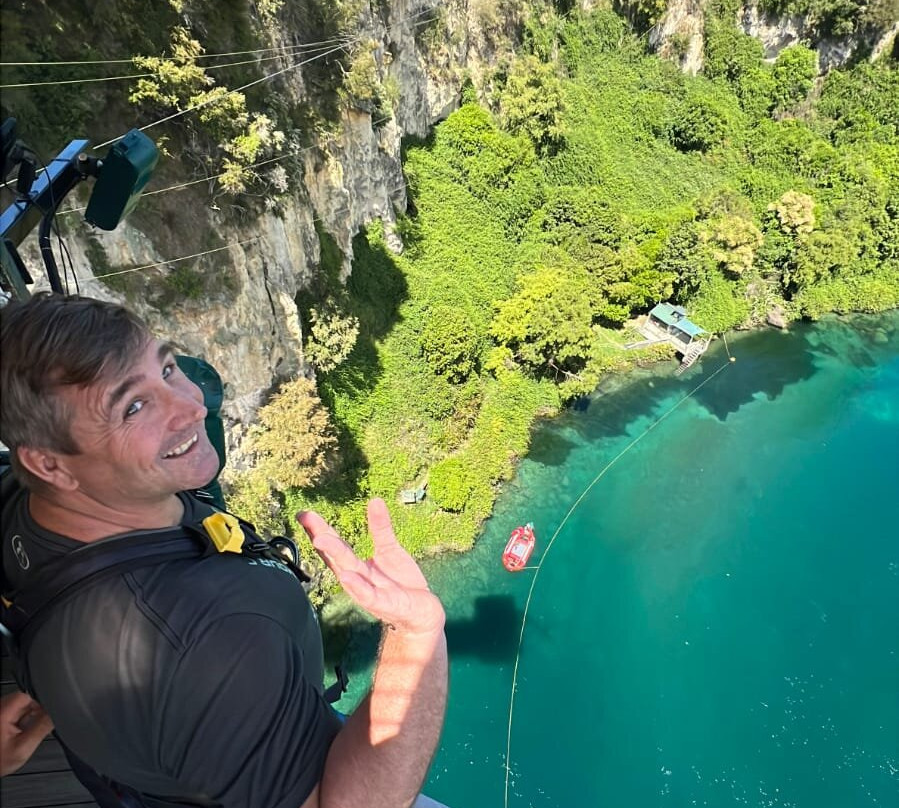 Taupo Bungy & Swing景点图片