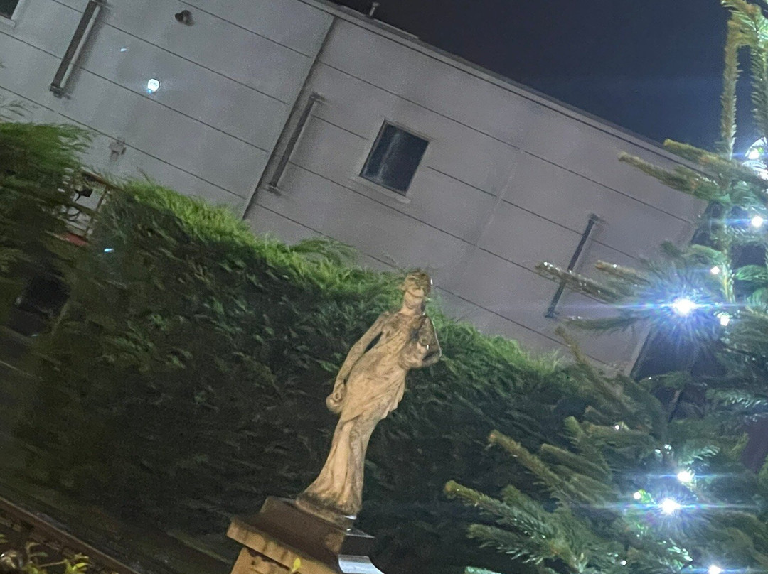 Village Hotel Liverpool主图