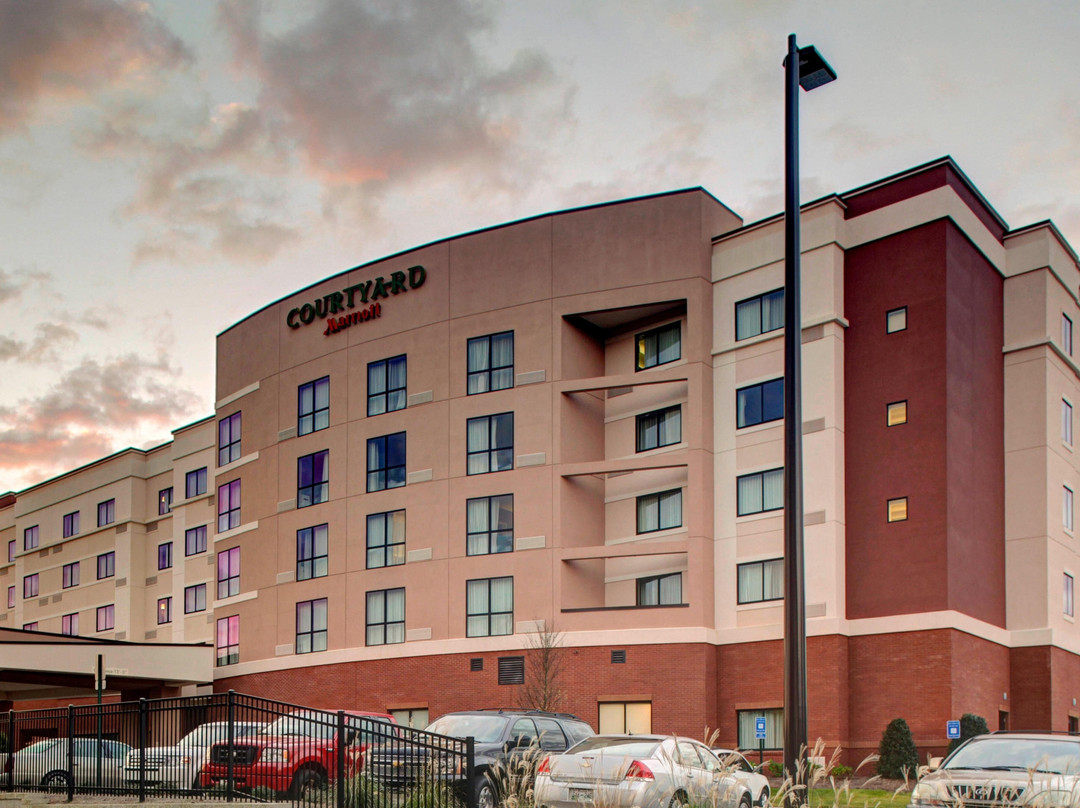 Courtyard by Marriott Carrollton主图
