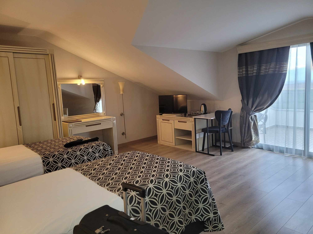Tripolis Hotel & Spa主图