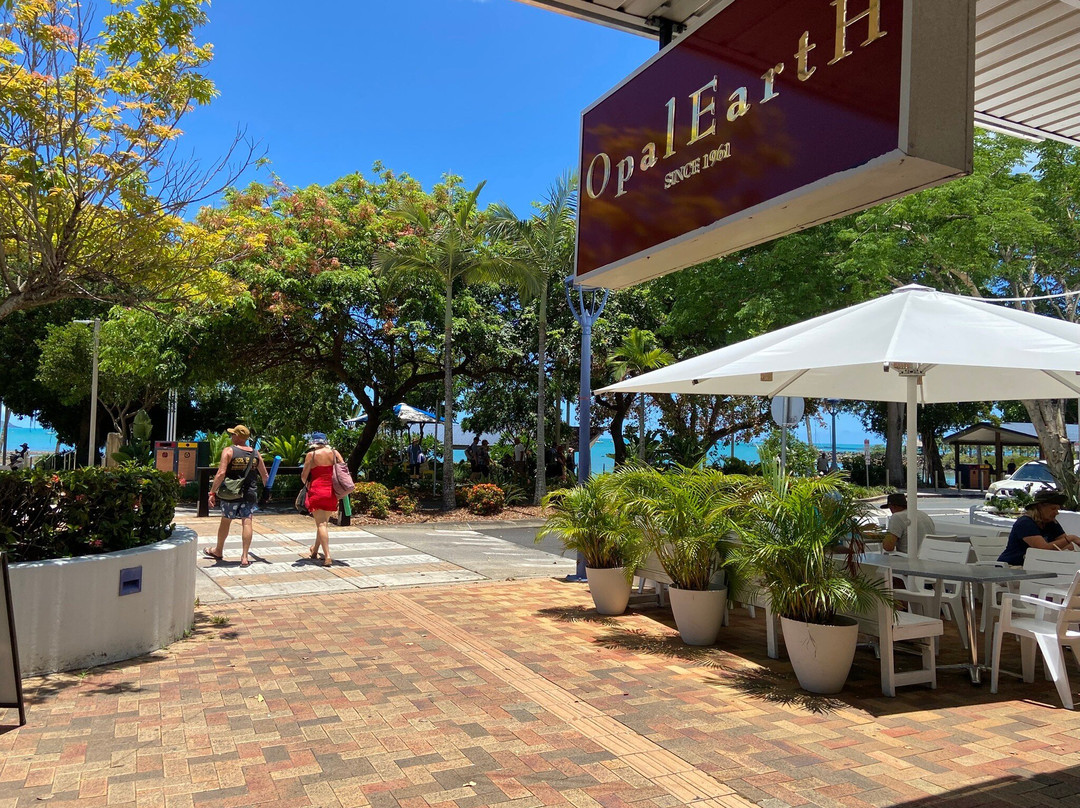 Lions Airlie Beach Markets-艾尔利滩必去景点