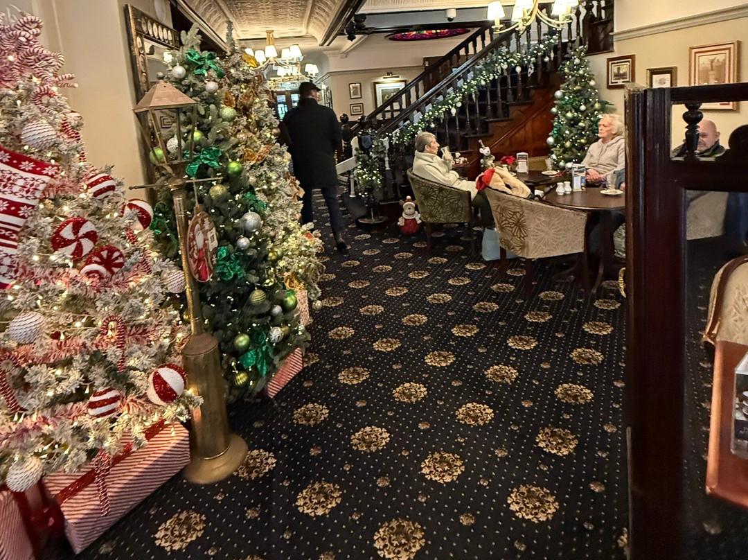 The George Hotel景点图片