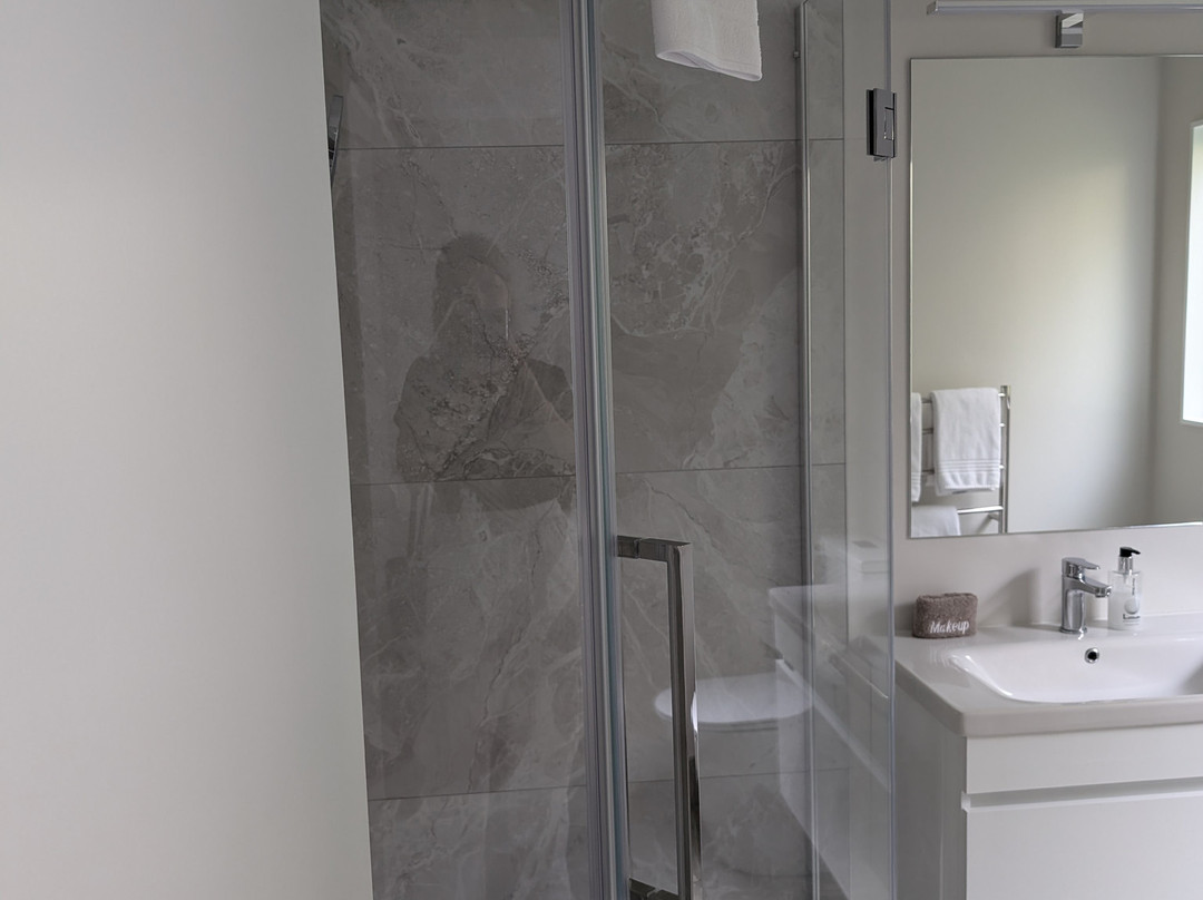 Bk's Pohutukawa Lodge主图