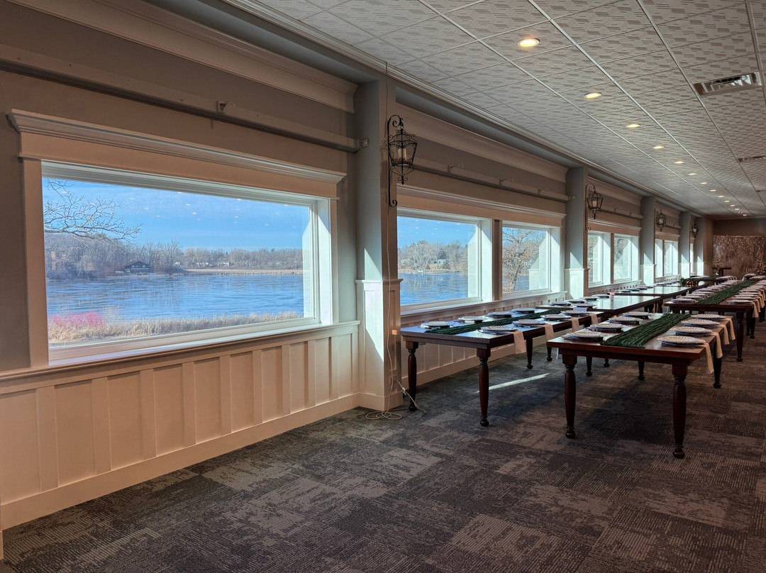 Nippersink Golf, Banquets & Hotel-Genoa City必去景点