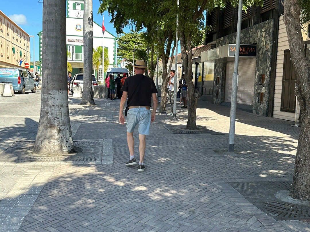 Wathey Square-菲利普斯堡必去景点