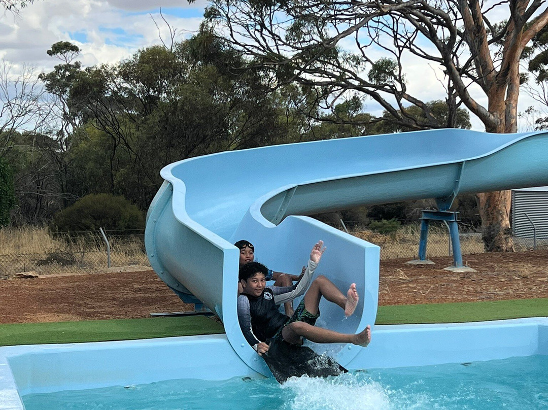 Aquatic Centre and Waterslide景点图片