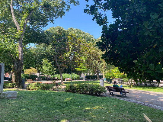 Praca do Principe Real-里斯本必去景点