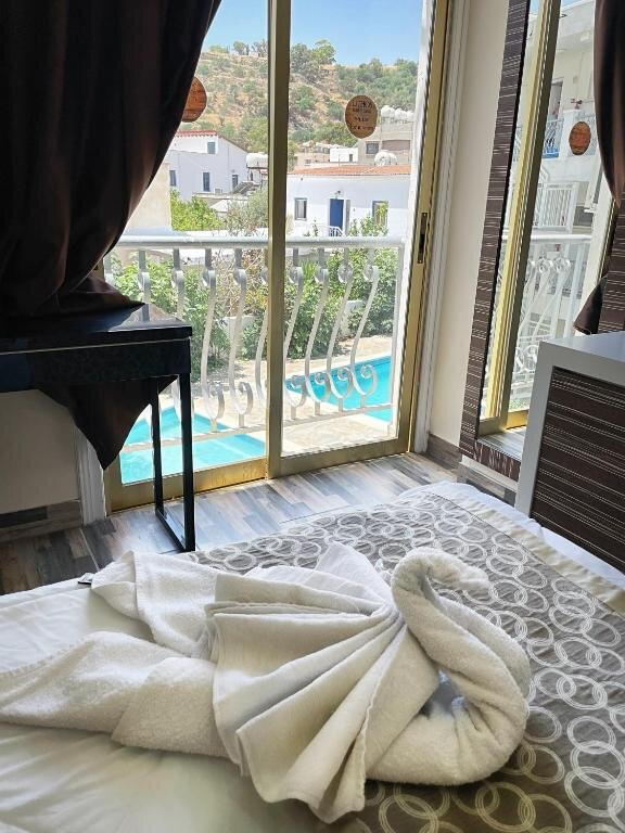 Antonis G Apartment Hotel主图