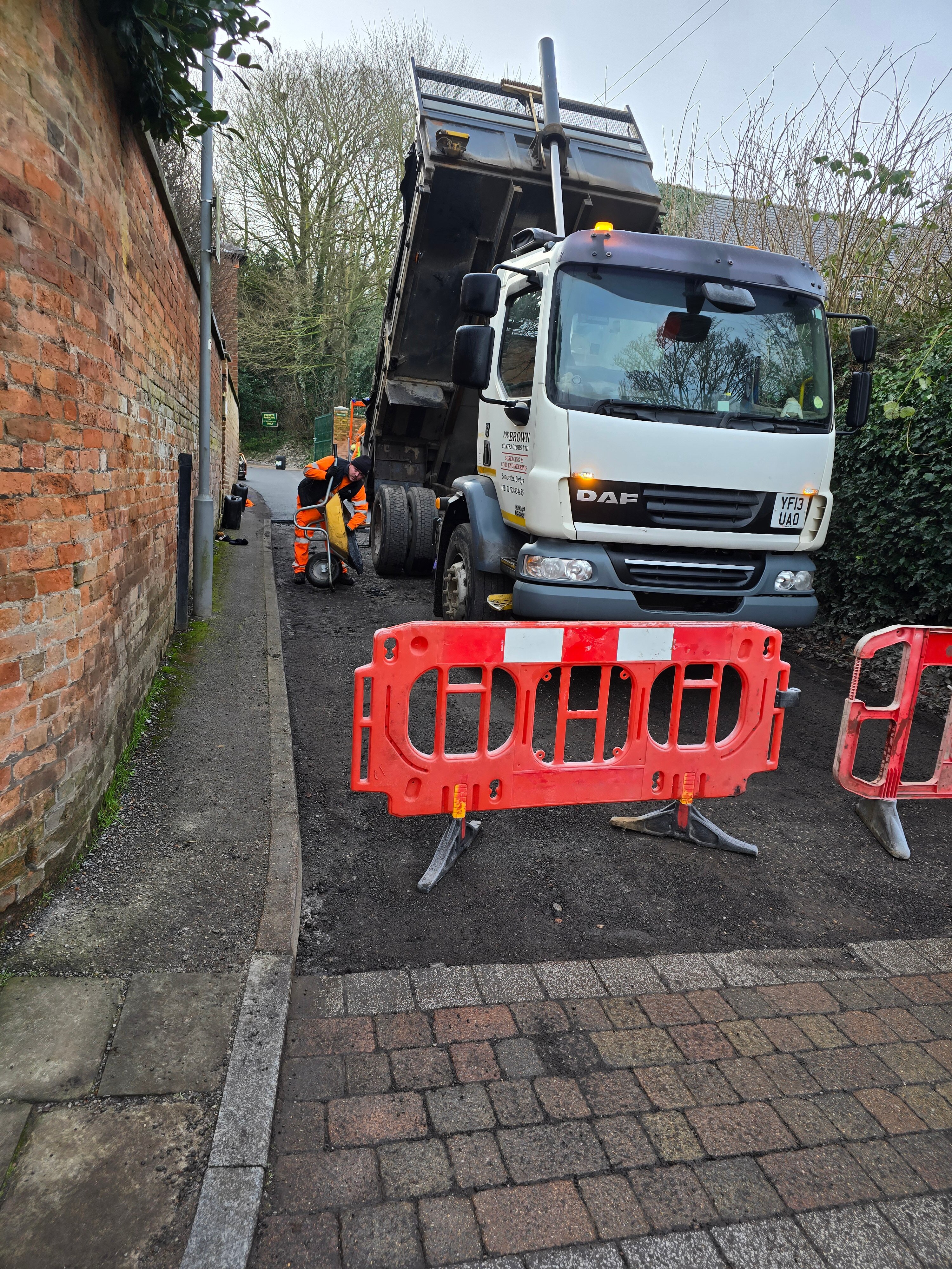 The Saracens Head Hotel-浴室