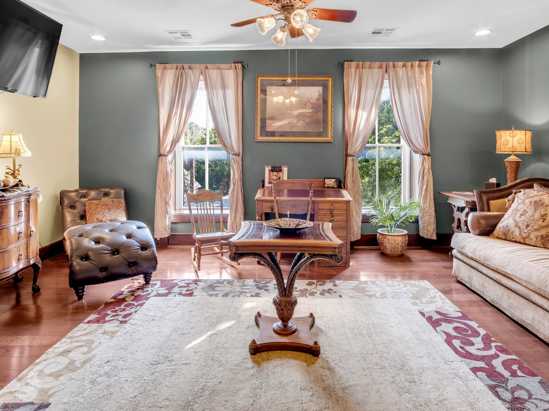 Historic Elgin Hotel主图