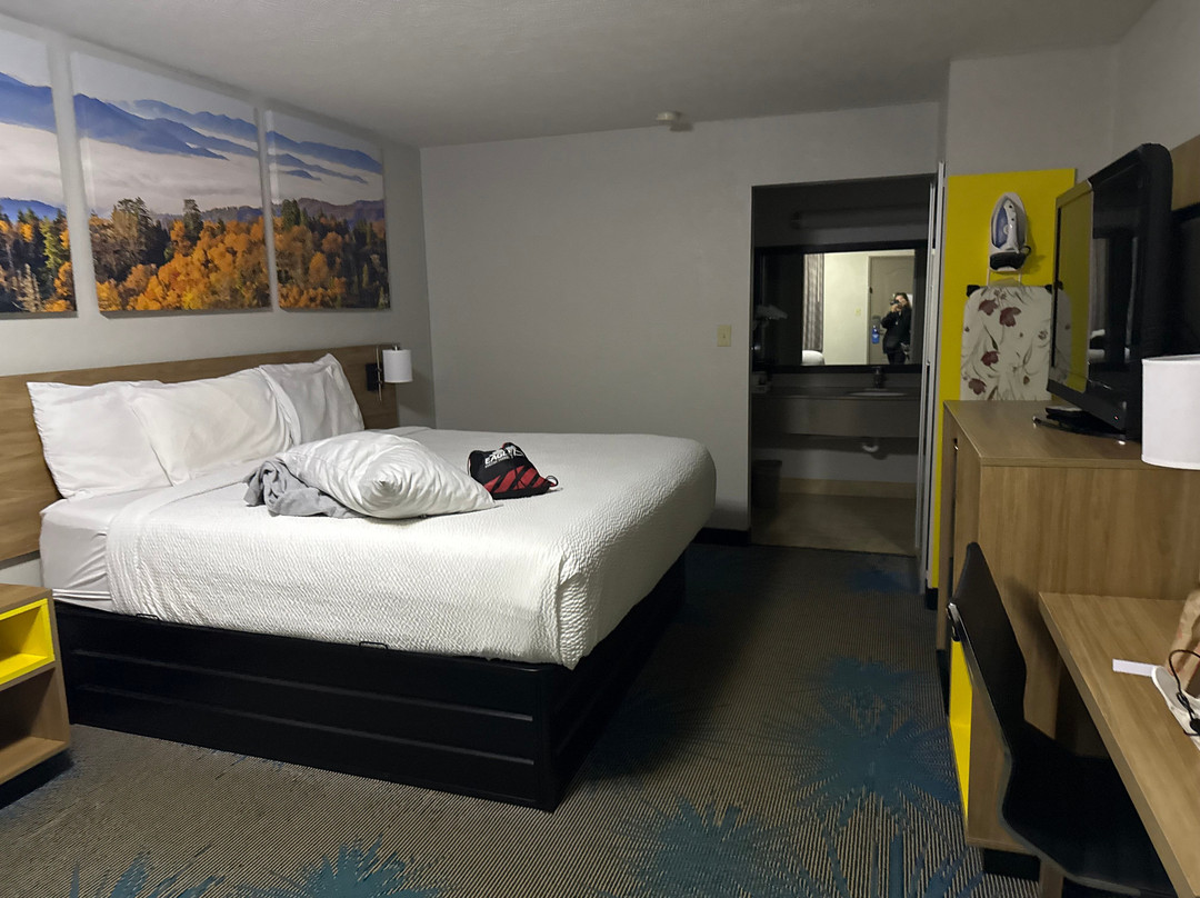 Days Inn by Wyndham Savannah主图