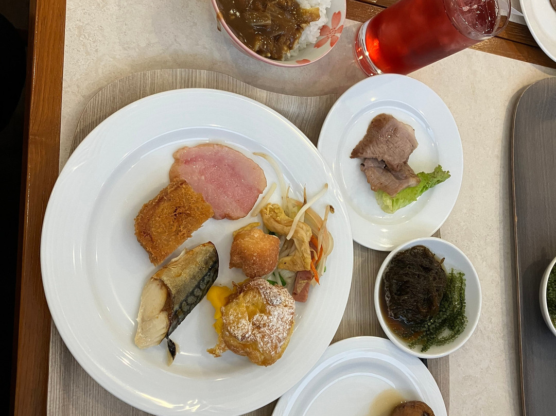 那霸格拉斯丽酒店主图