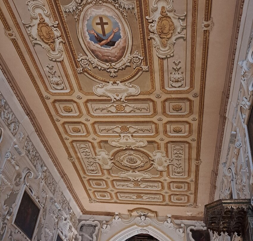 Chiesa di Santa Chiara-马泰拉必去景点