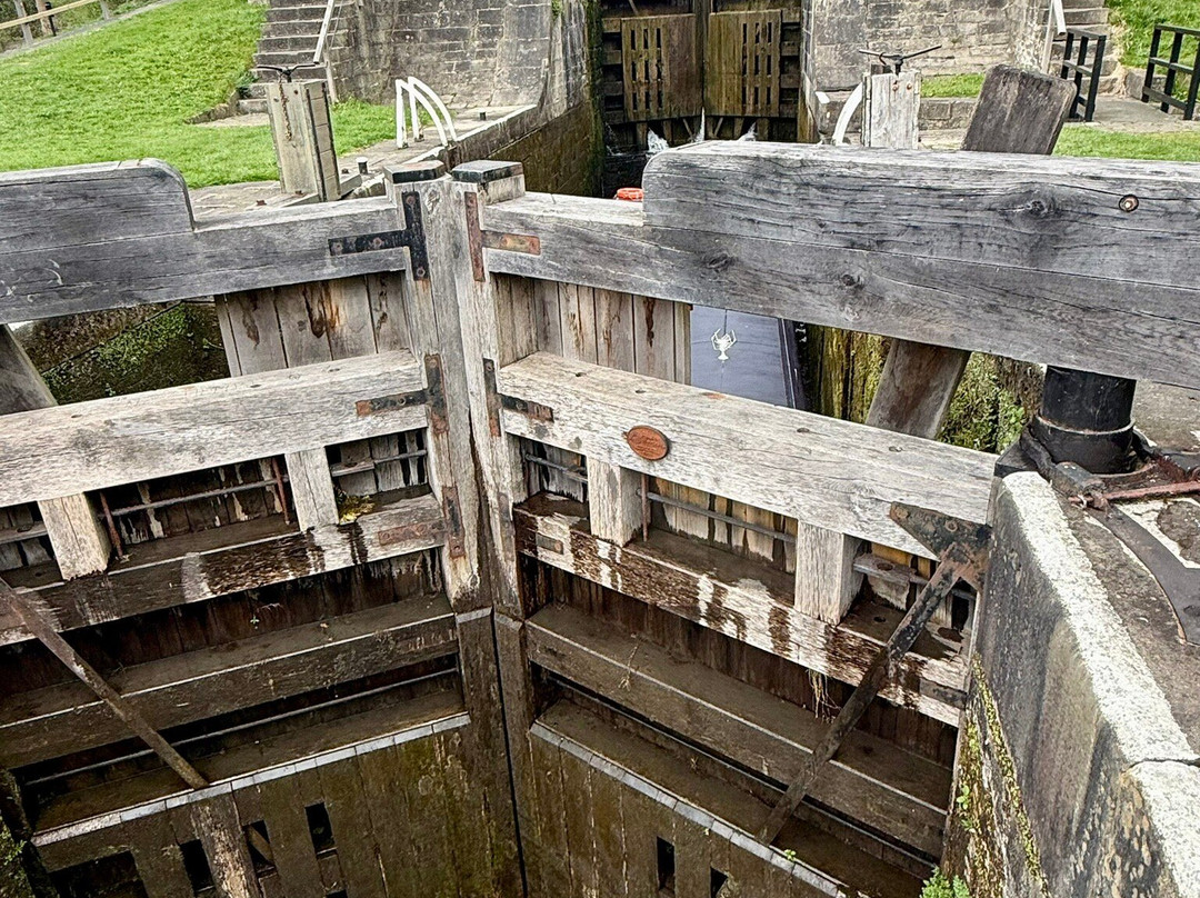 Bingley Five Rise Locks景点图片