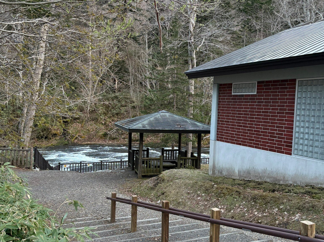 Hakusen Falls-惠庭市必去景点