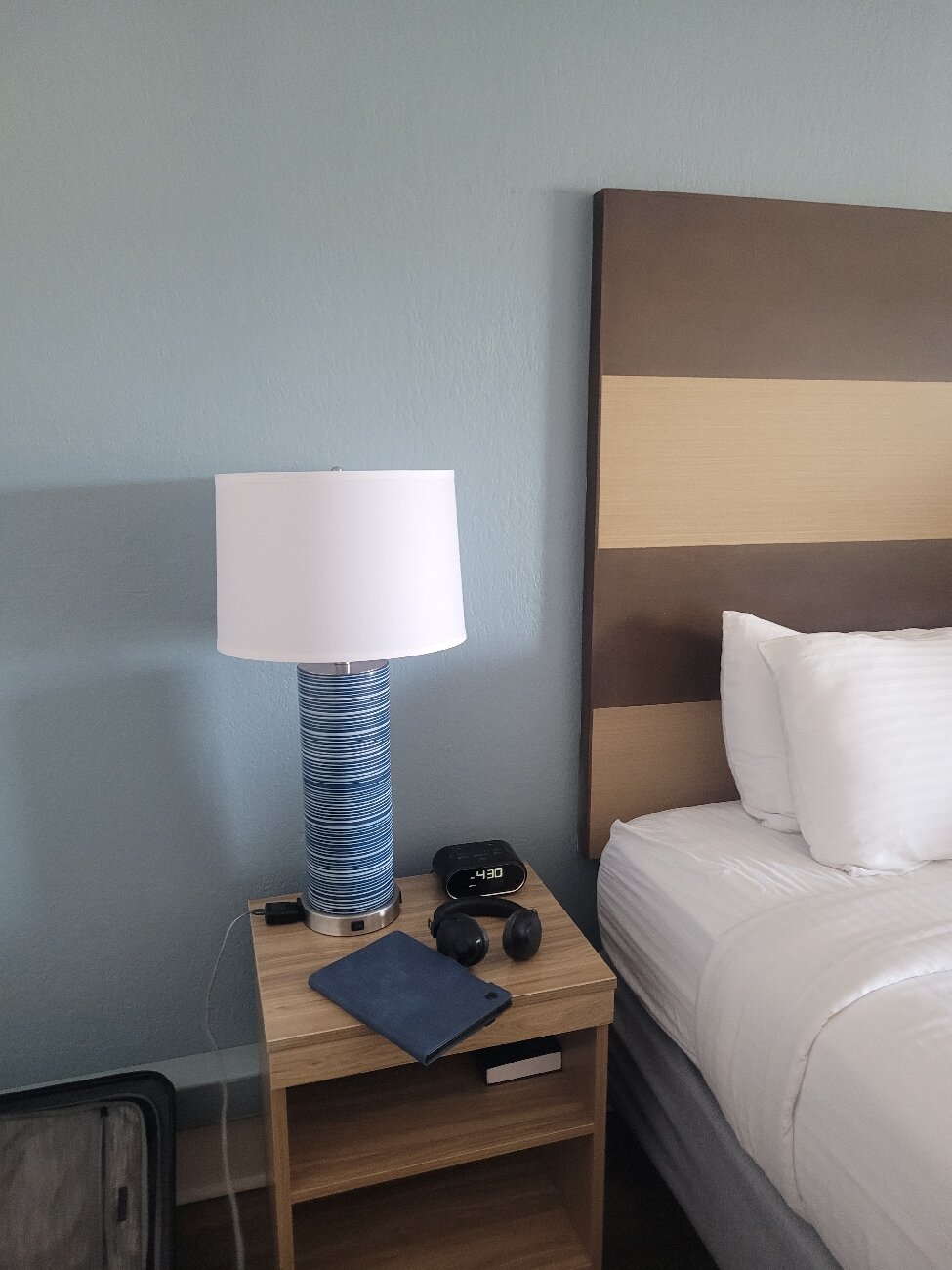 Shem Creek Inn-官方