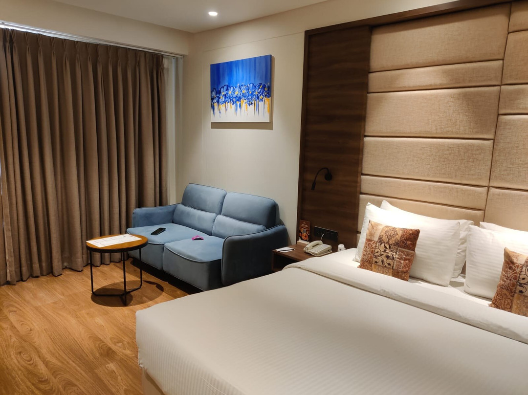 Regenta Fairlark Vadodara主图