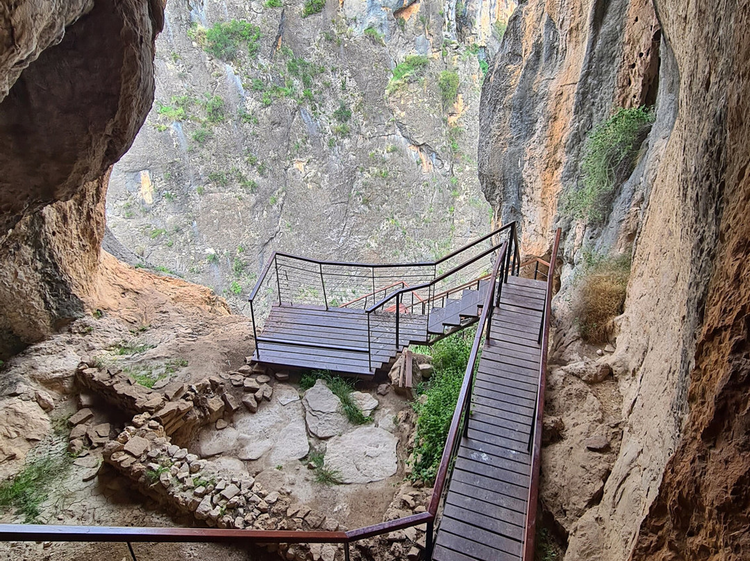 Cueva La Serreta-Cieza必去景点