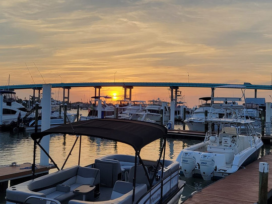 Moss Marina-迈尔斯堡海滩必去景点