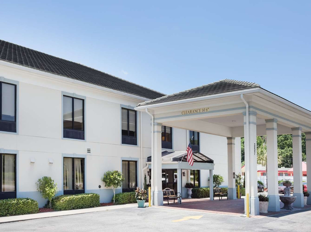 Garden City酒店住宿-Baymont by Wyndham Savannah/Garden City