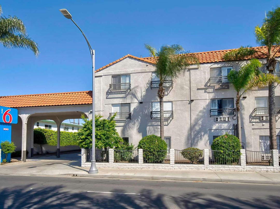 艾克诺小屋LAX/英格伍德酒店