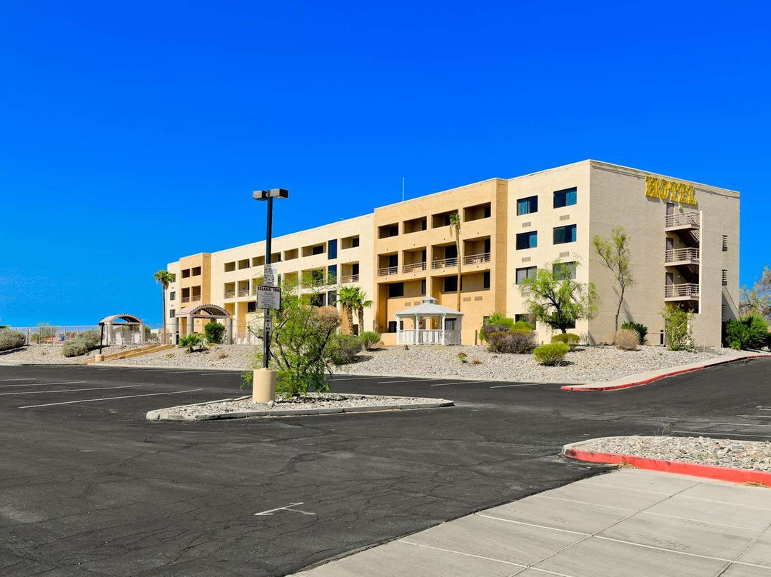 Studio 6 Suites Lake Havasu City, AZ