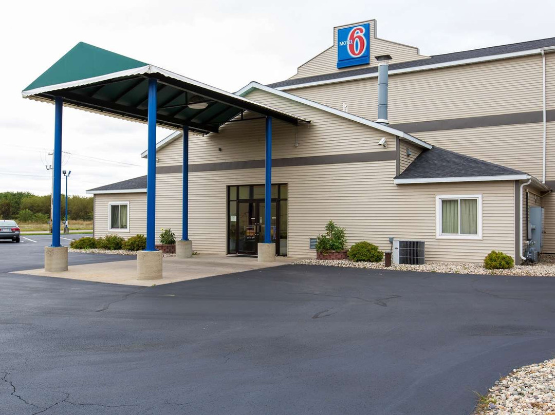 Portage酒店住宿-德尔顿湖6号汽车旅馆