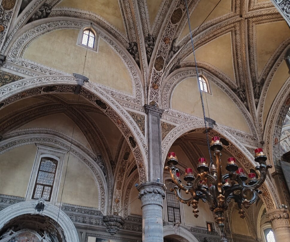 Duomo Santa Maria Annunziata-萨罗必去景点