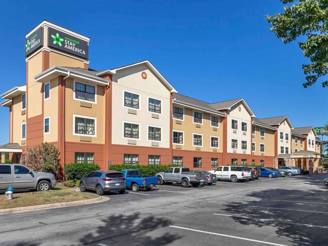 Camp Joseph T Robinson酒店住宿-Extended Stay America Select Suites - Fayetteville - Springdale