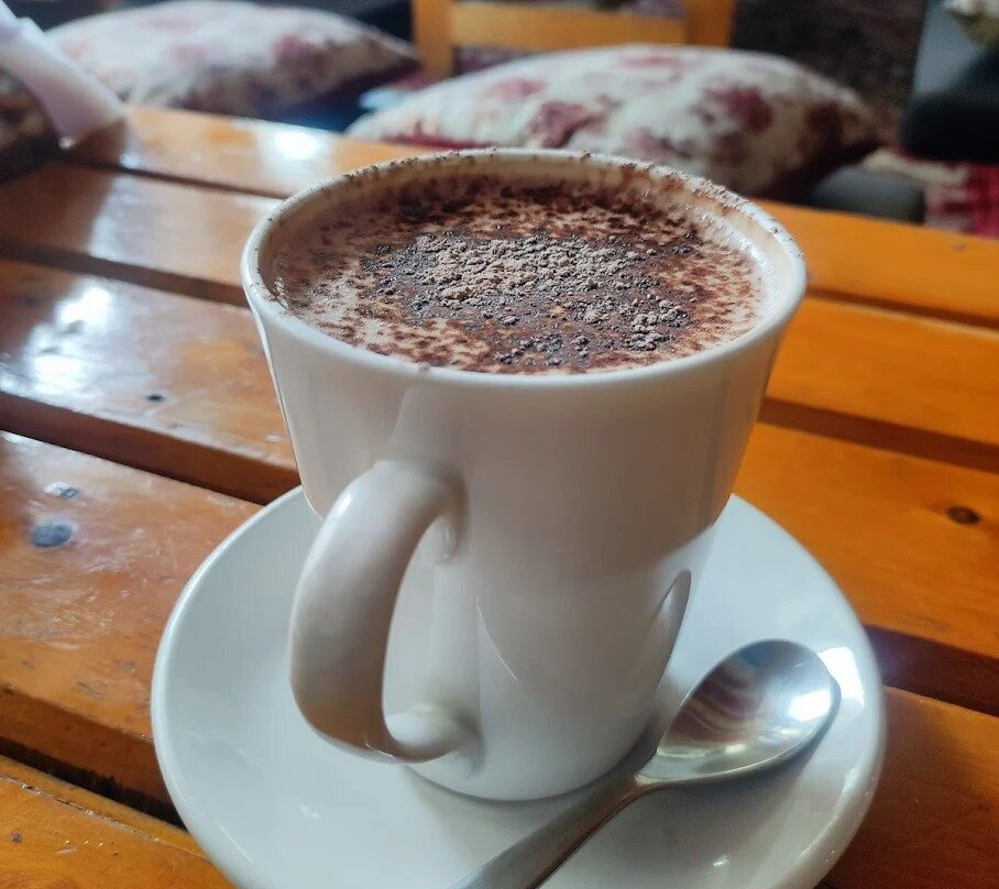 Rakus Place Hotel, Cafe & Bar