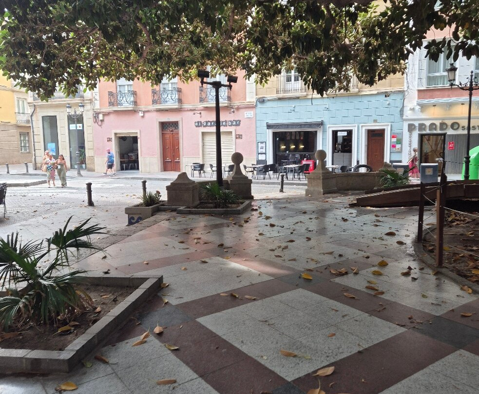 Plaça De Gabriel Miró-阿利坎特省必去景点