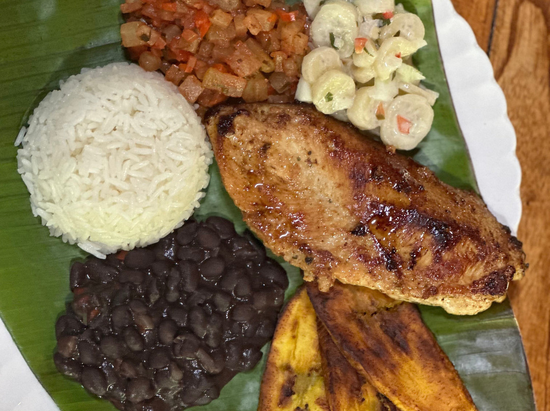 Rancho Raices De Puerto Jimenez-希门尼斯港必去景点