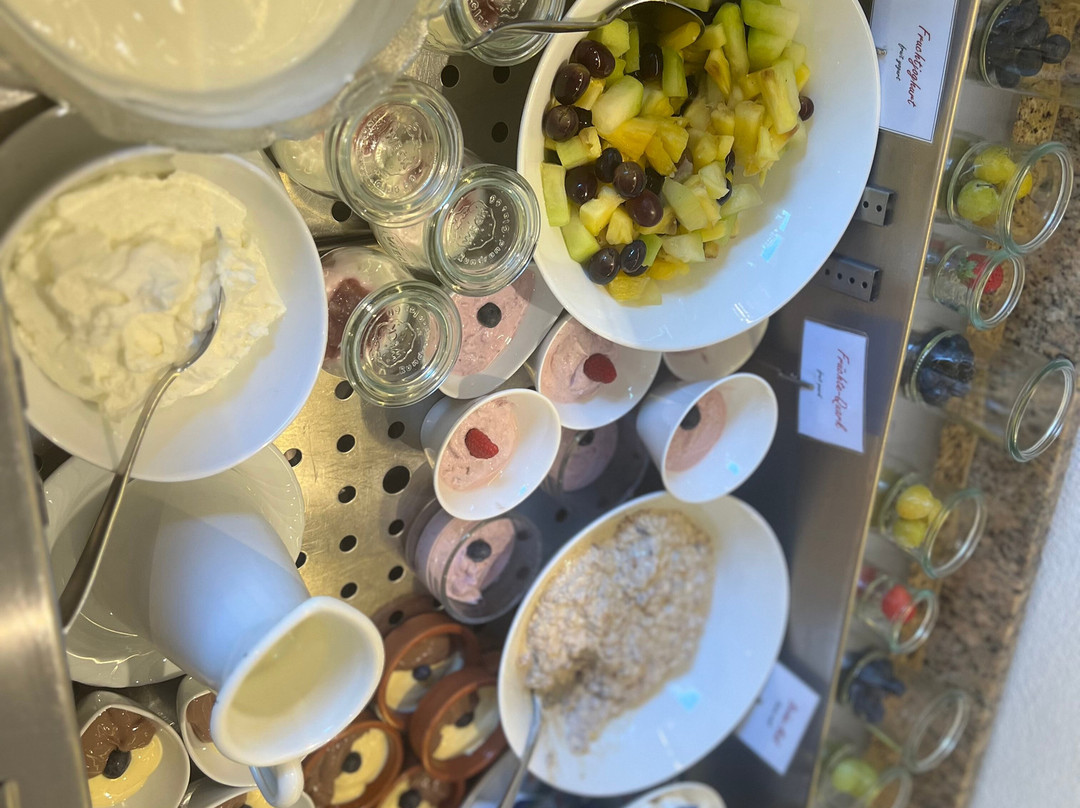 索妮哈德乡村酒店主图