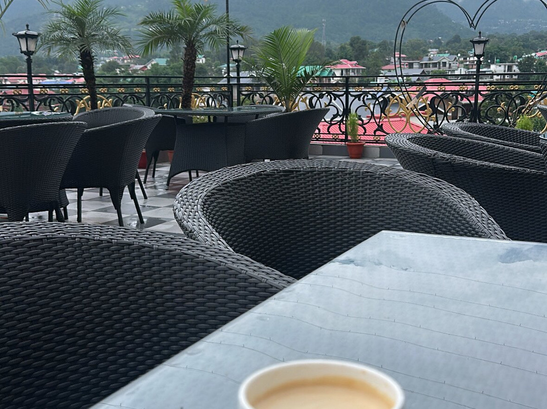 RS Sarovar Portico主图