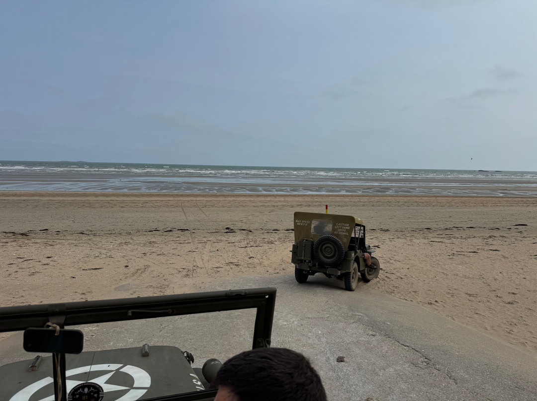 Normandy Jeep Tours-Sainte-Mere-Eglise必去景点