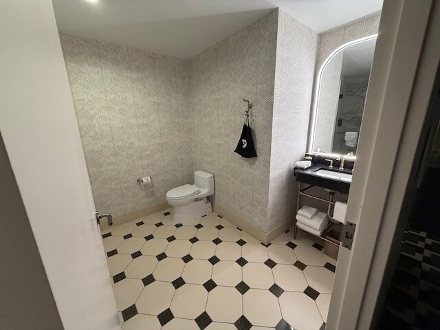 塞弗林奥姆尼酒店-浴室