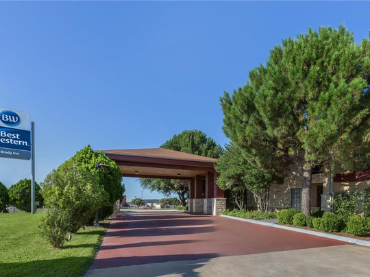 Menard酒店住宿-Best Western Brady Inn