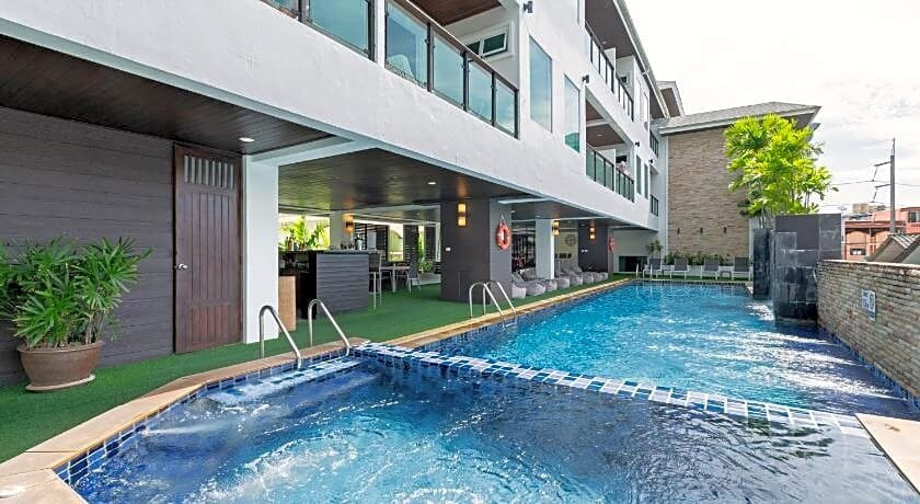 Dolphin Dive Centre Phuket-普吉岛必去景点