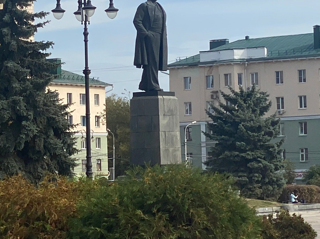 Lenin Monument-奔萨必去景点